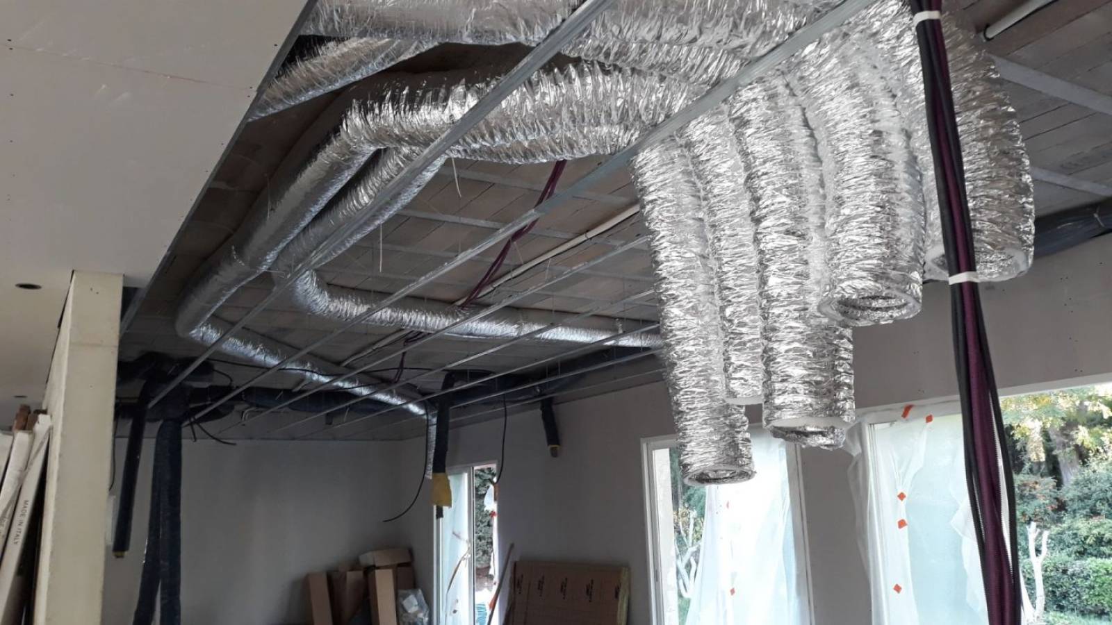 AVANT : Mise en place de gaines