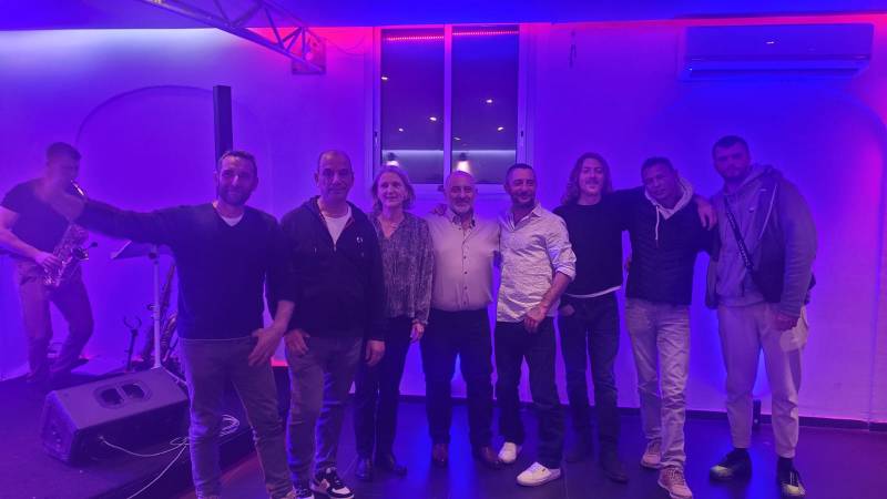 EQUIPE 13-83 CONSTRUCTIONS